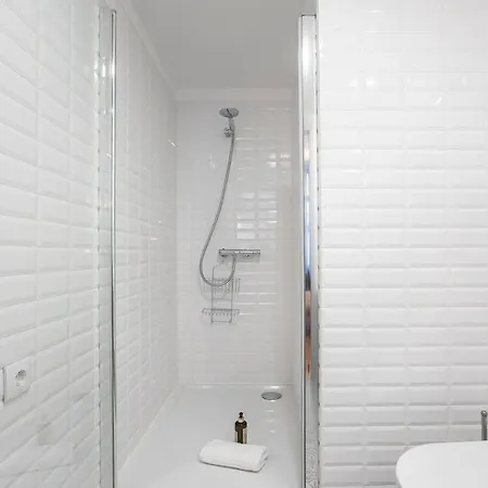 Apartamento Modern Retro Downtown By Lovelystay Porto