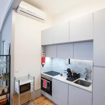Modern Retro Downtown By Lovelystay Apartamento Oporto