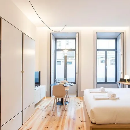 Modern Retro Downtown By Lovelystay * Oporto