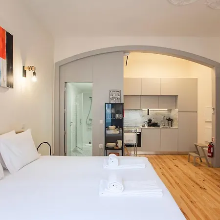 Apartamento Modern Retro Downtown By Lovelystay